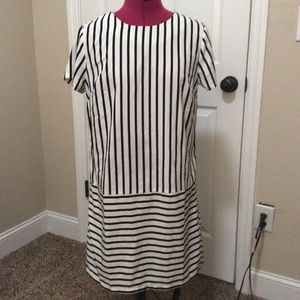 NWOT Striped dress Forever 21 🏮🏮BUNDLE 2/$10🏮🏮